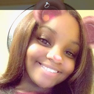 Meet your Posher, Logan